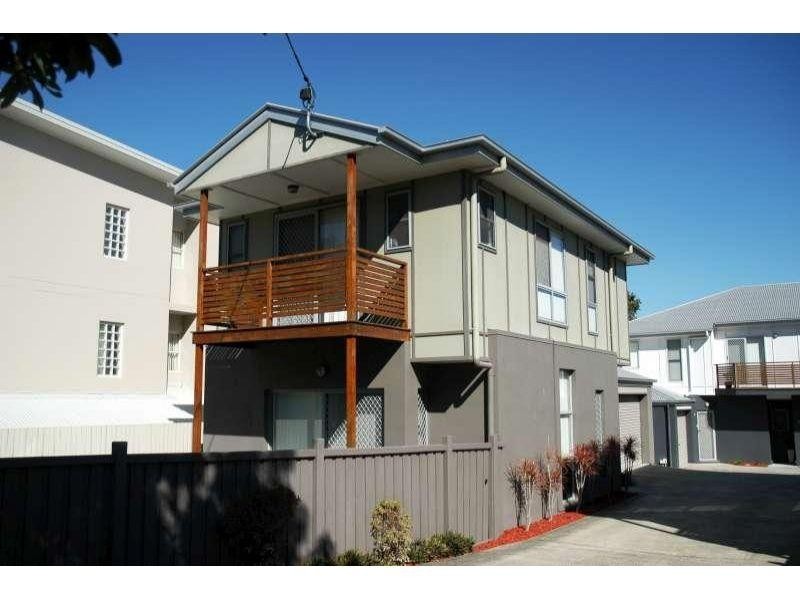 2/12 Dinmore Street, Moorooka QLD 4105