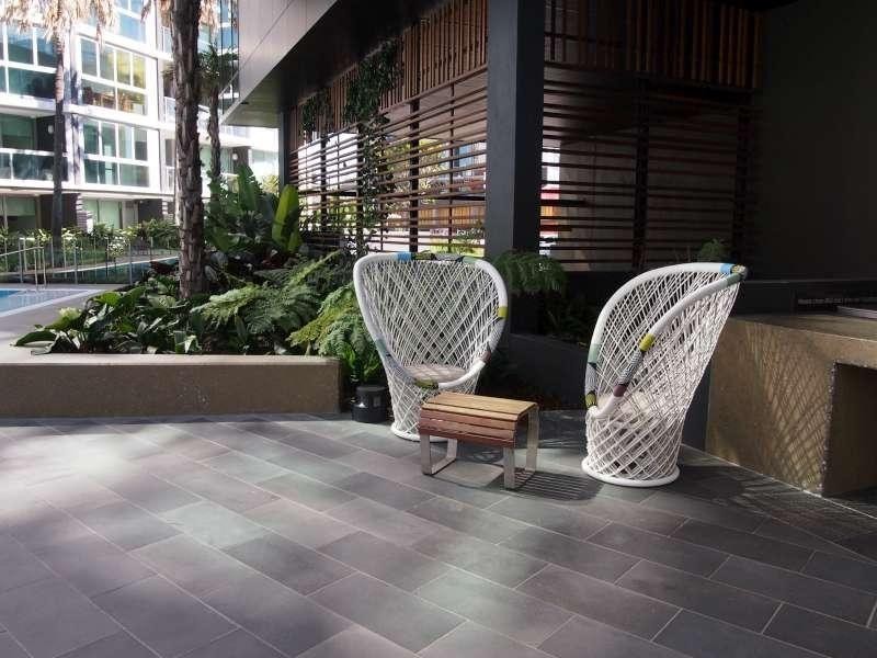 10505/8 Harbour Road, Hamilton QLD 4007