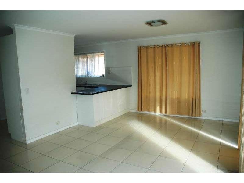 9 Lovell Court, Sinnamon Park QLD 4073