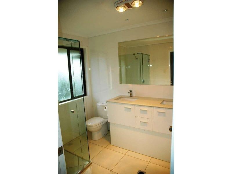 9 Lovell Court, Sinnamon Park QLD 4073