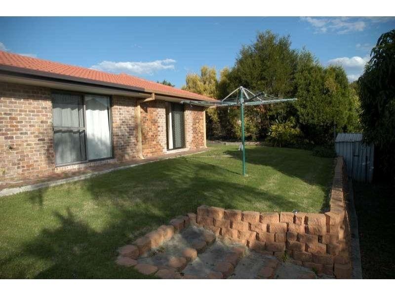 9 Lovell Court, Sinnamon Park QLD 4073