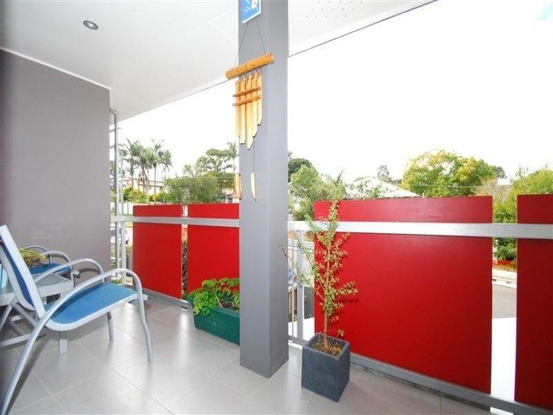 2/17 Frederick Street, Annerley QLD 4103