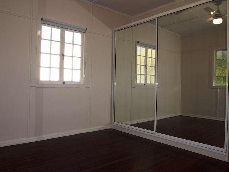 286 Bennetts Road, Norman Park QLD 4170