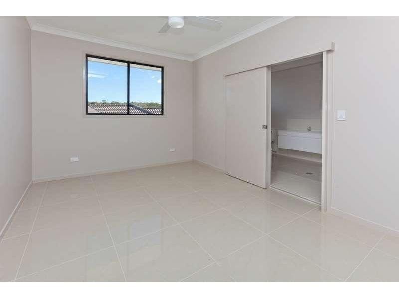 12 Greenview Court, Springfield QLD 4300