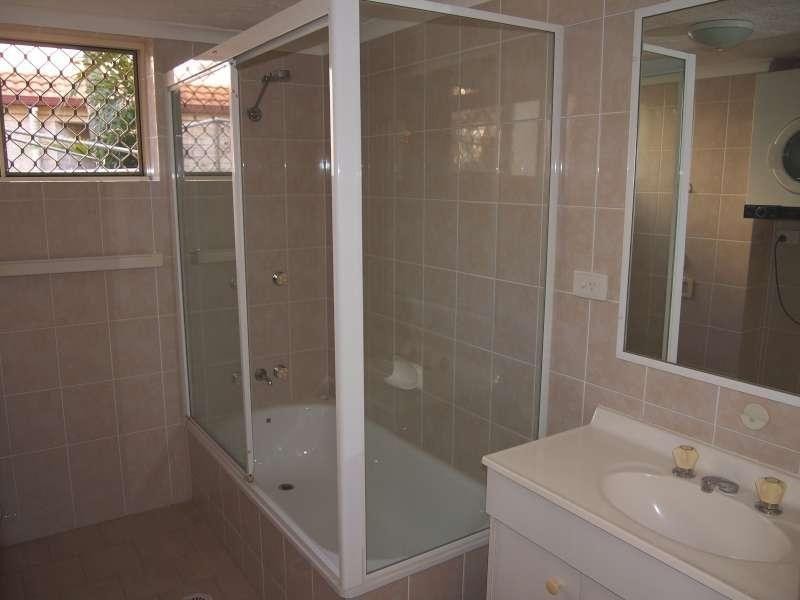 8/10 McMaster Street, Nundah QLD 4012