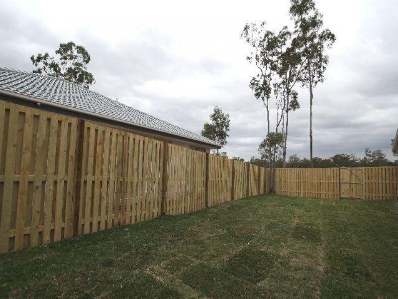 19 Dillon Avenue, Augustine Heights QLD 4300