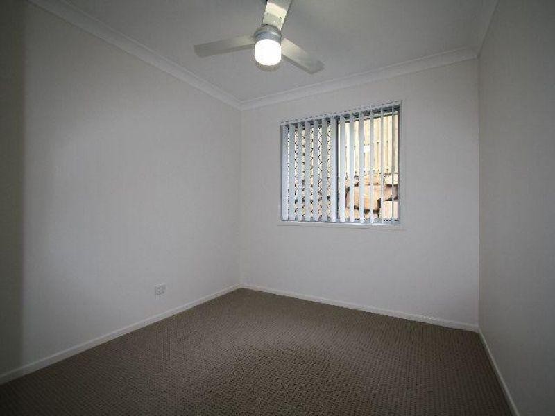 19 Dillon Avenue, Augustine Heights QLD 4300