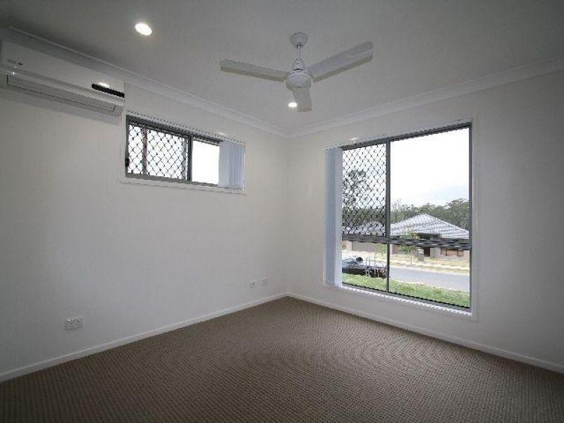 19 Dillon Avenue, Augustine Heights QLD 4300