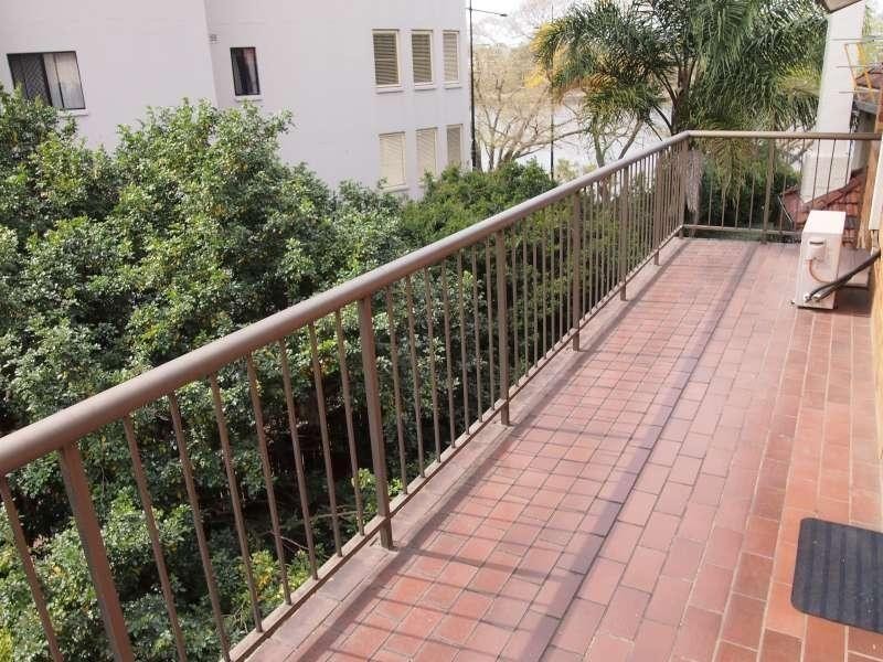 20/9 Land Street, Toowong QLD 4066