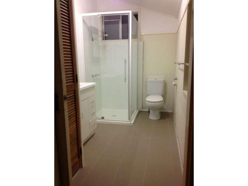 9 Grove Street, Red Hill QLD 4059