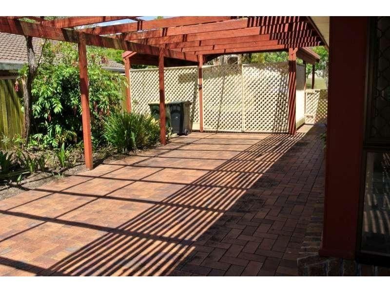 88 Greenford Street, Chapel Hill QLD 4069