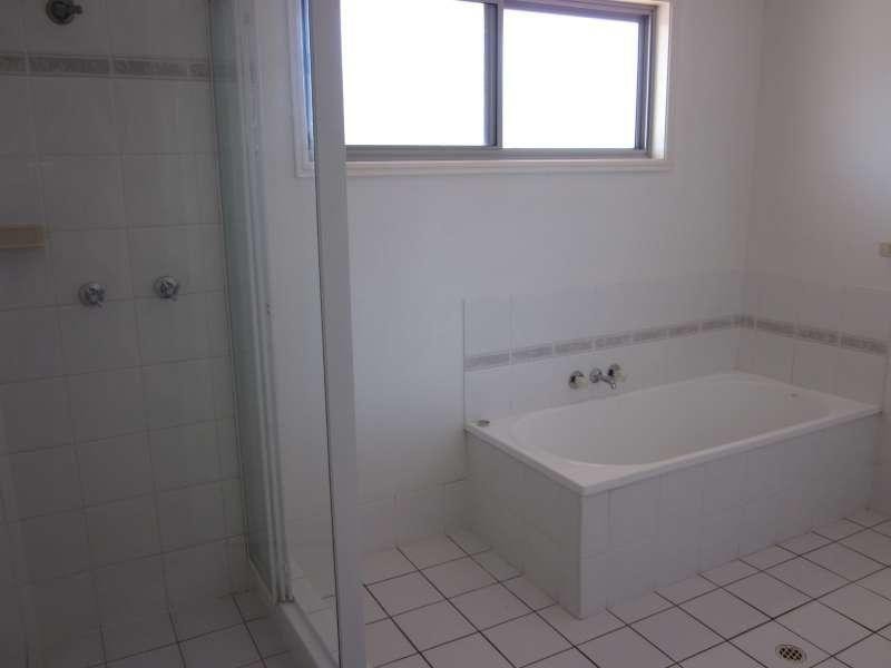 11/11 Glin Avenue, Newmarket QLD 4051