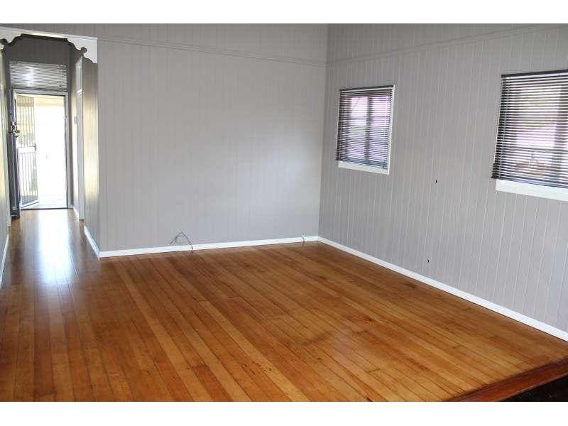 4 Murrell Street, Newmarket QLD 4051