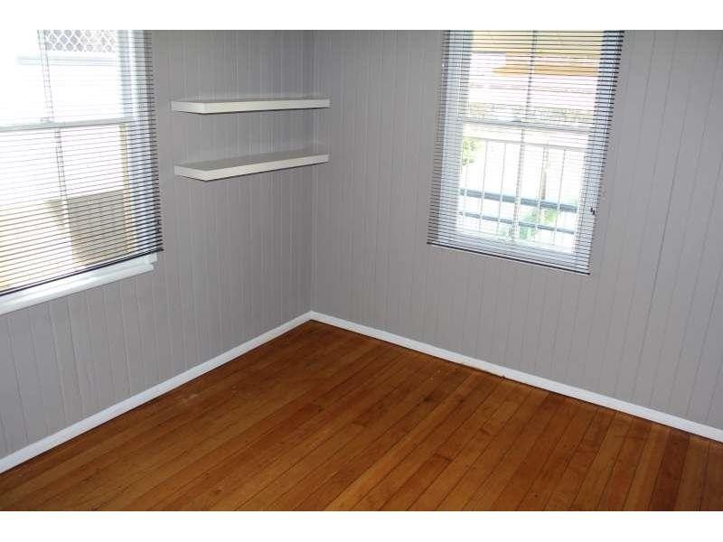 4 Murrell Street, Newmarket QLD 4051