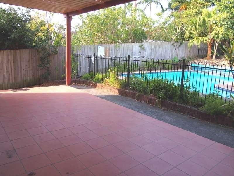9 Janssen Street, Mcdowall QLD 4053