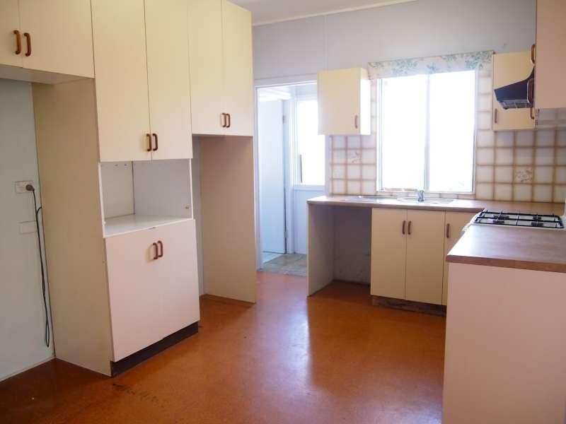 12 Tathra Street, Stafford QLD 4053