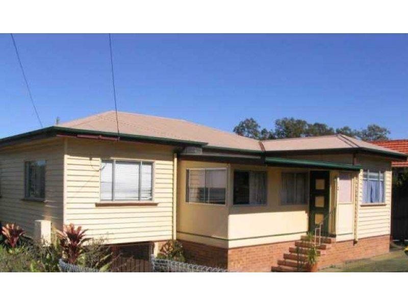 12 Tathra Street, Stafford QLD 4053