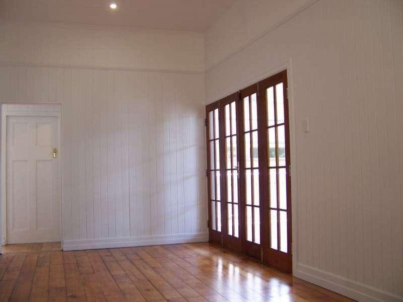 43 Kinmond Avenue, Wavell Heights QLD 4012