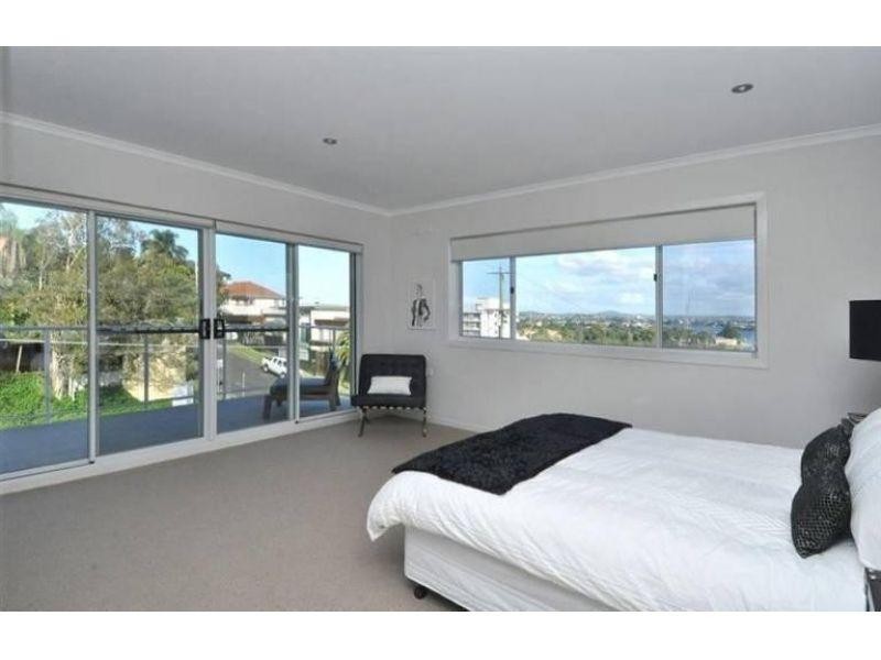 9/42 Toorak Road, Hamilton QLD 4007