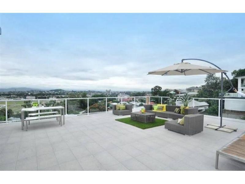 9/42 Toorak Road, Hamilton QLD 4007