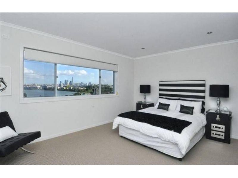 9/42 Toorak Road, Hamilton QLD 4007