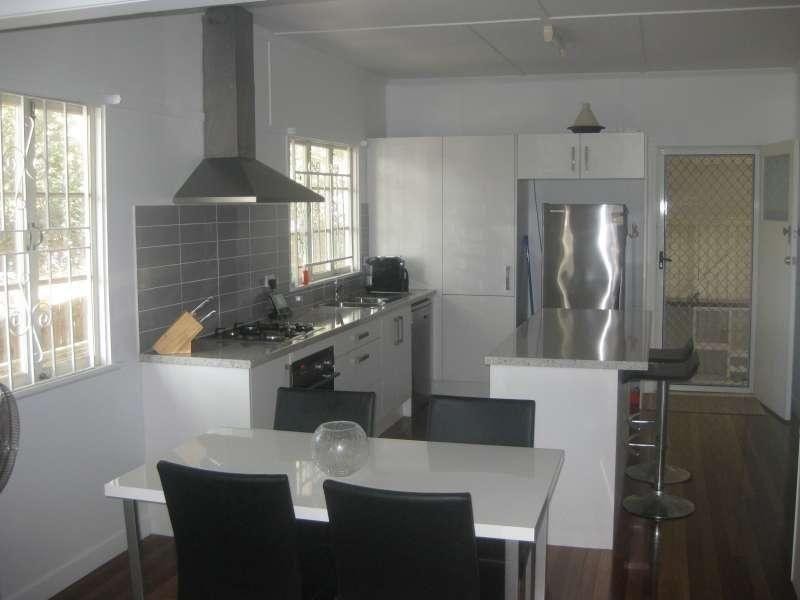 42 Capella Street, Coorparoo QLD 4151