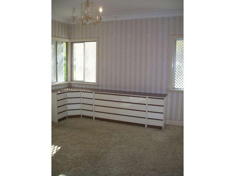 49 Arlington Street, Coorparoo QLD 4151