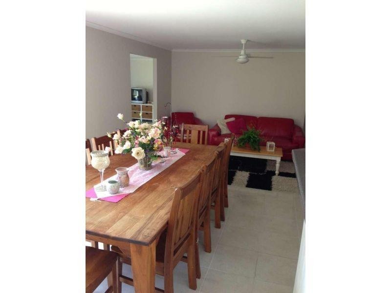 6 Sapium Road, Redland Bay QLD 4165