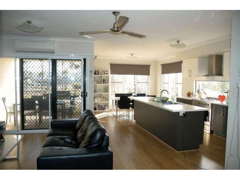 20 Rosella Crescent, Springfield Lakes QLD 4300