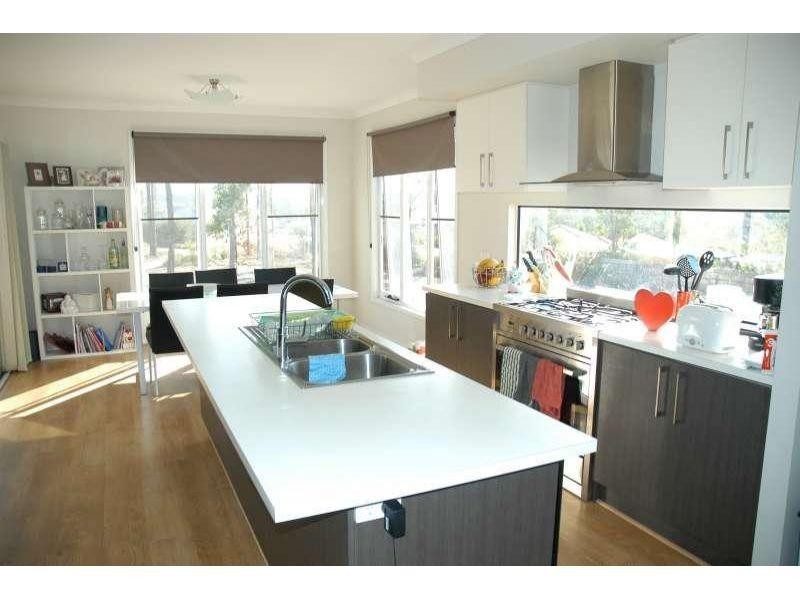 20 Rosella Crescent, Springfield Lakes QLD 4300