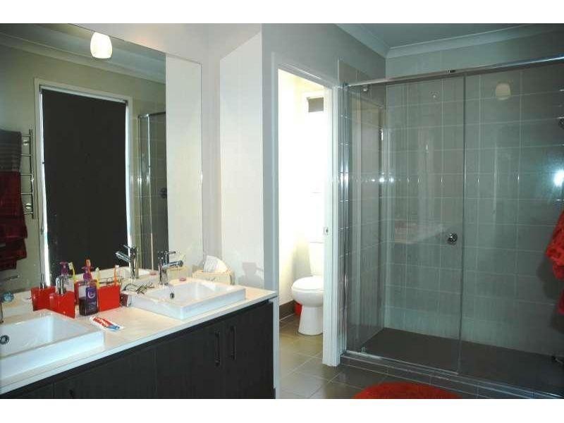 20 Rosella Crescent, Springfield Lakes QLD 4300