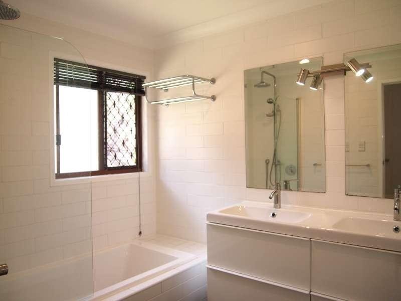 15 Echo Street, Mitchelton QLD 4053