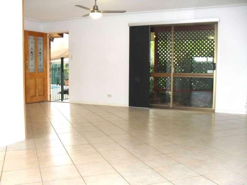 9 Rosewood Drive, Strathpine QLD 4500