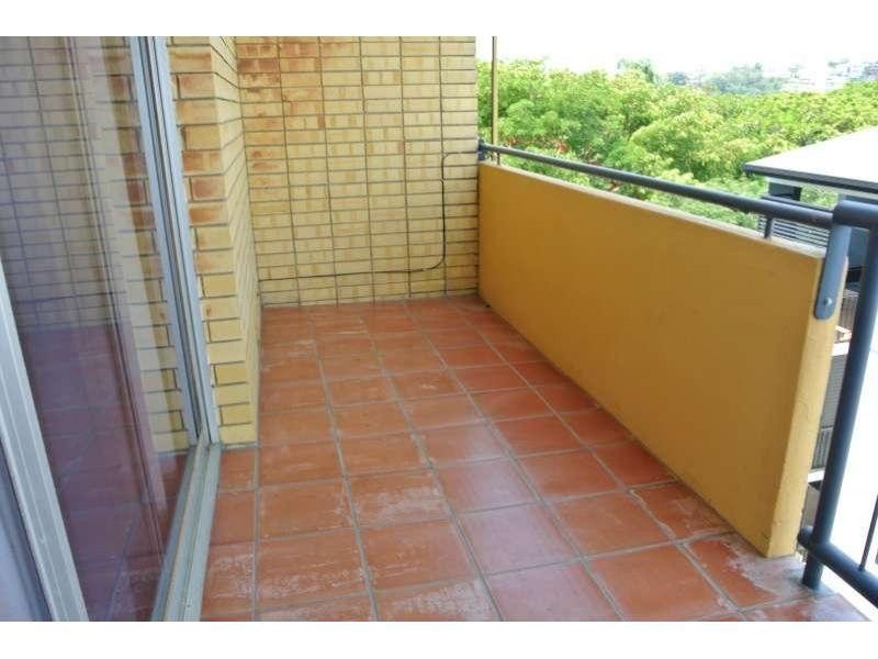 18/1019 Brunswick Street, New Farm QLD 4005