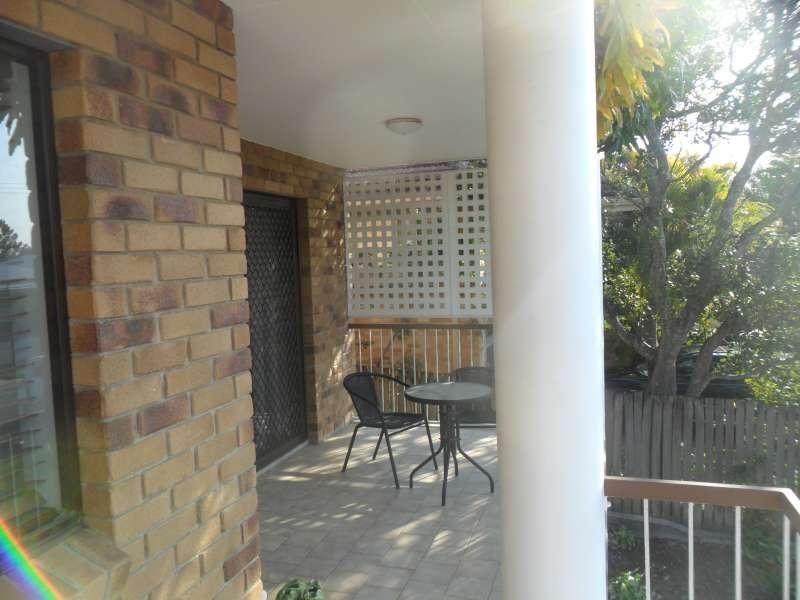 2/45 Harold Street, Holland Park QLD 4121