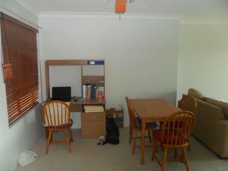 2/45 Harold Street, Holland Park QLD 4121