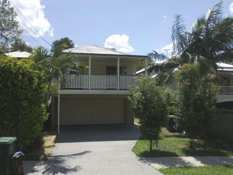 34 Lizzie Street, Bardon QLD 4065