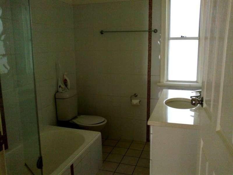 34 Lizzie Street, Bardon QLD 4065