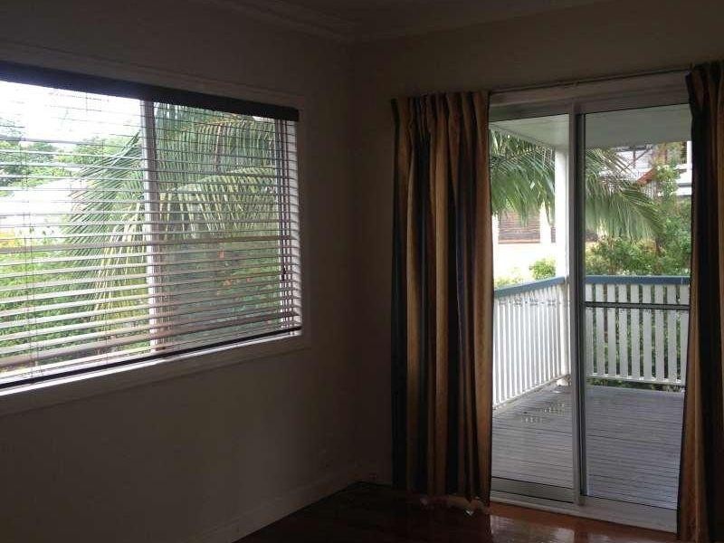 34 Lizzie Street, Bardon QLD 4065