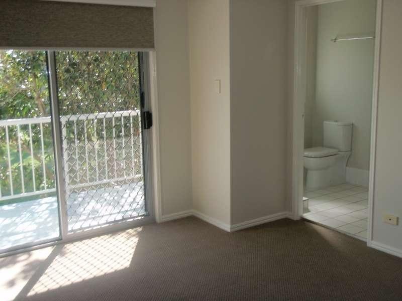 20/11 Glin Avenue, Newmarket QLD 4051