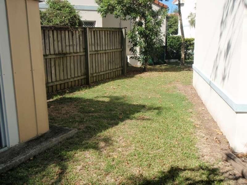 20/11 Glin Avenue, Newmarket QLD 4051