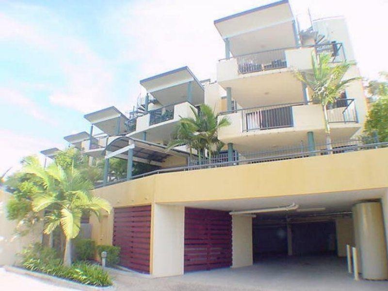 4/180 Carmody Road, St Lucia QLD 4067