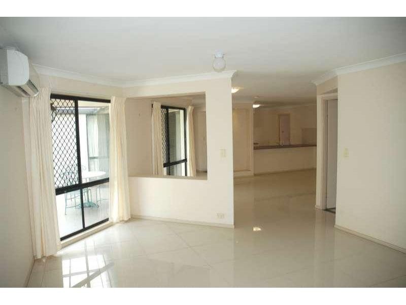 26 Springsure Street, Runcorn QLD 4113