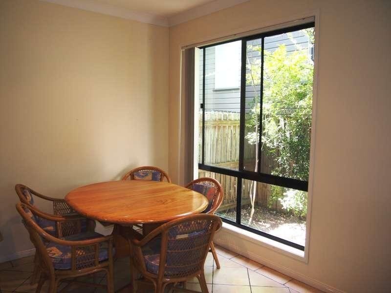 1/9 Bennett Street, Toowong QLD 4066