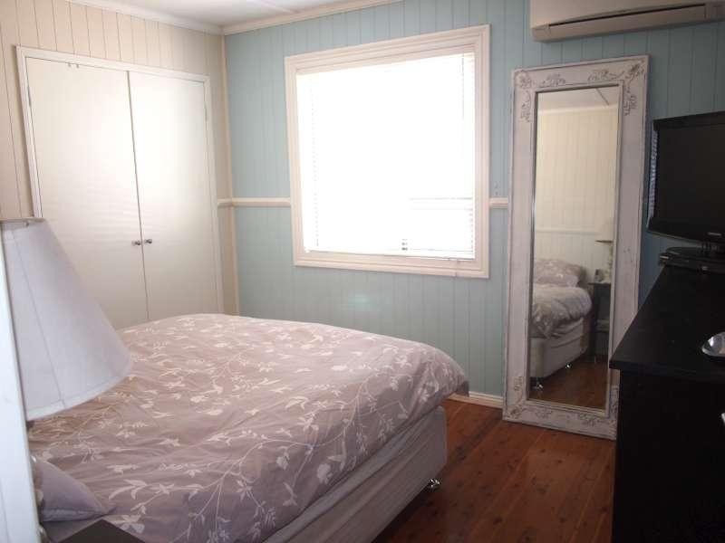 15 Argyle Street, Red Hill QLD 4059