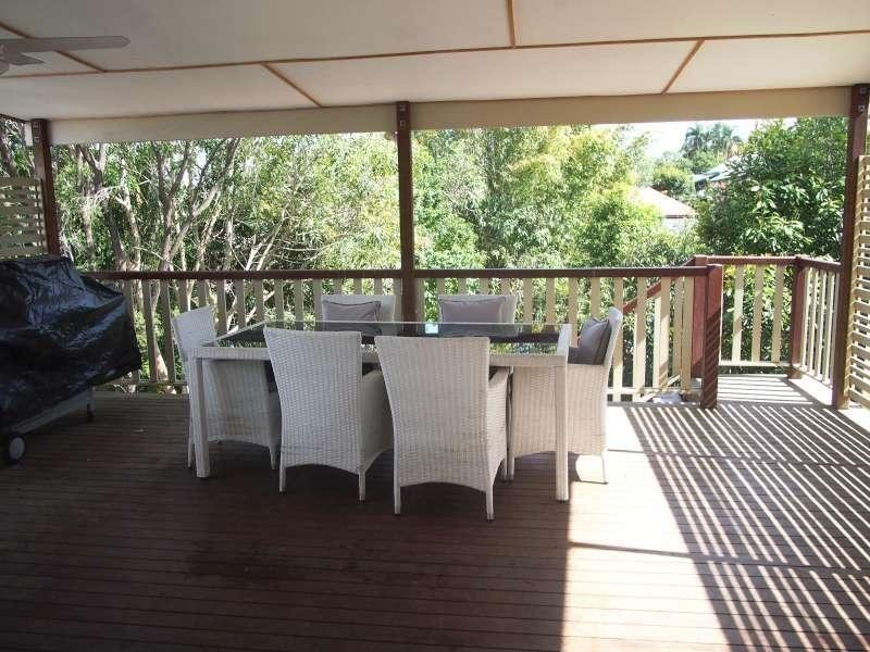 15 Argyle Street, Red Hill QLD 4059