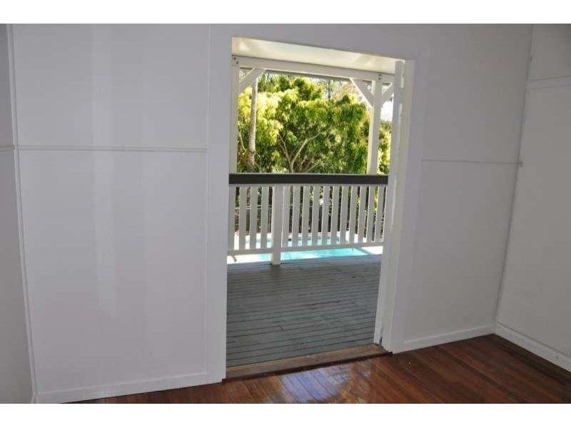 97 Simpsons Road, Bardon QLD 4065