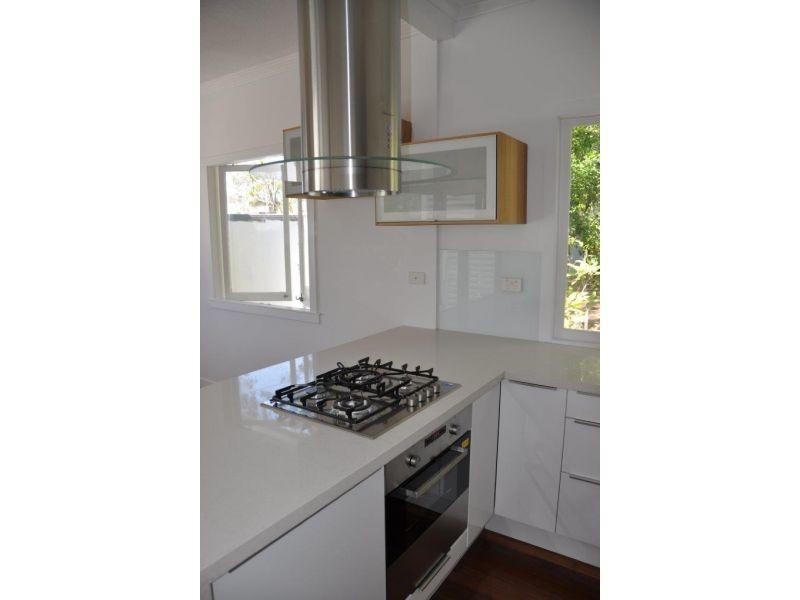 97 Simpsons Road, Bardon QLD 4065