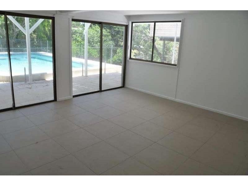 97 Simpsons Road, Bardon QLD 4065