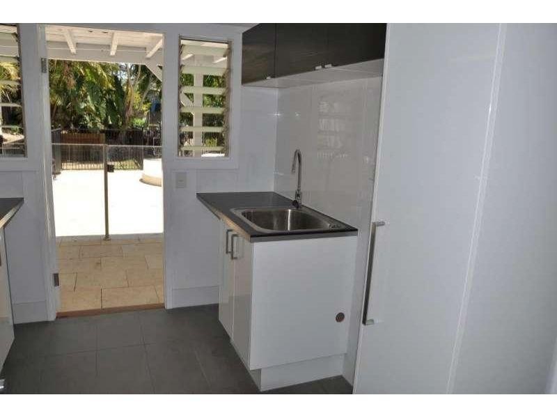 97 Simpsons Road, Bardon QLD 4065